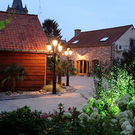 B&B Les Secrets De La Vie Celles  Bagian luar foto