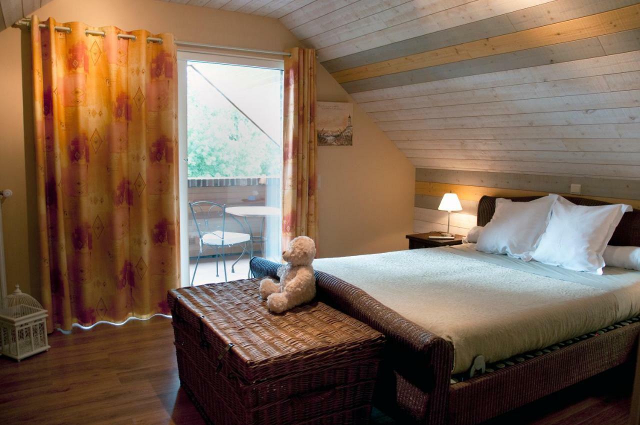 B&B Les Secrets De La Vie Celles  Bagian luar foto